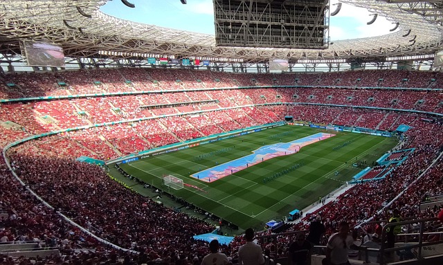 与包括伊朗 与包括伊朗